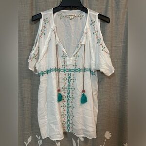 White floral cold shoulder blouse